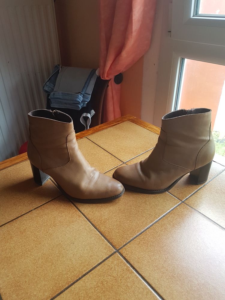 BOTTES DAIM ET CUIR 40 Amiens (80)
