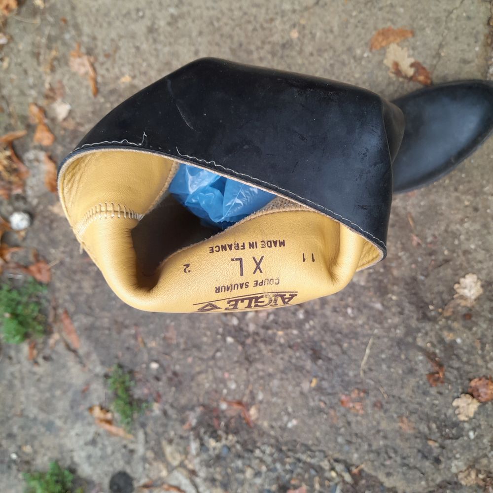 BOTTES �QUESTRE 30 La Chapelle-aux-Saints (19)