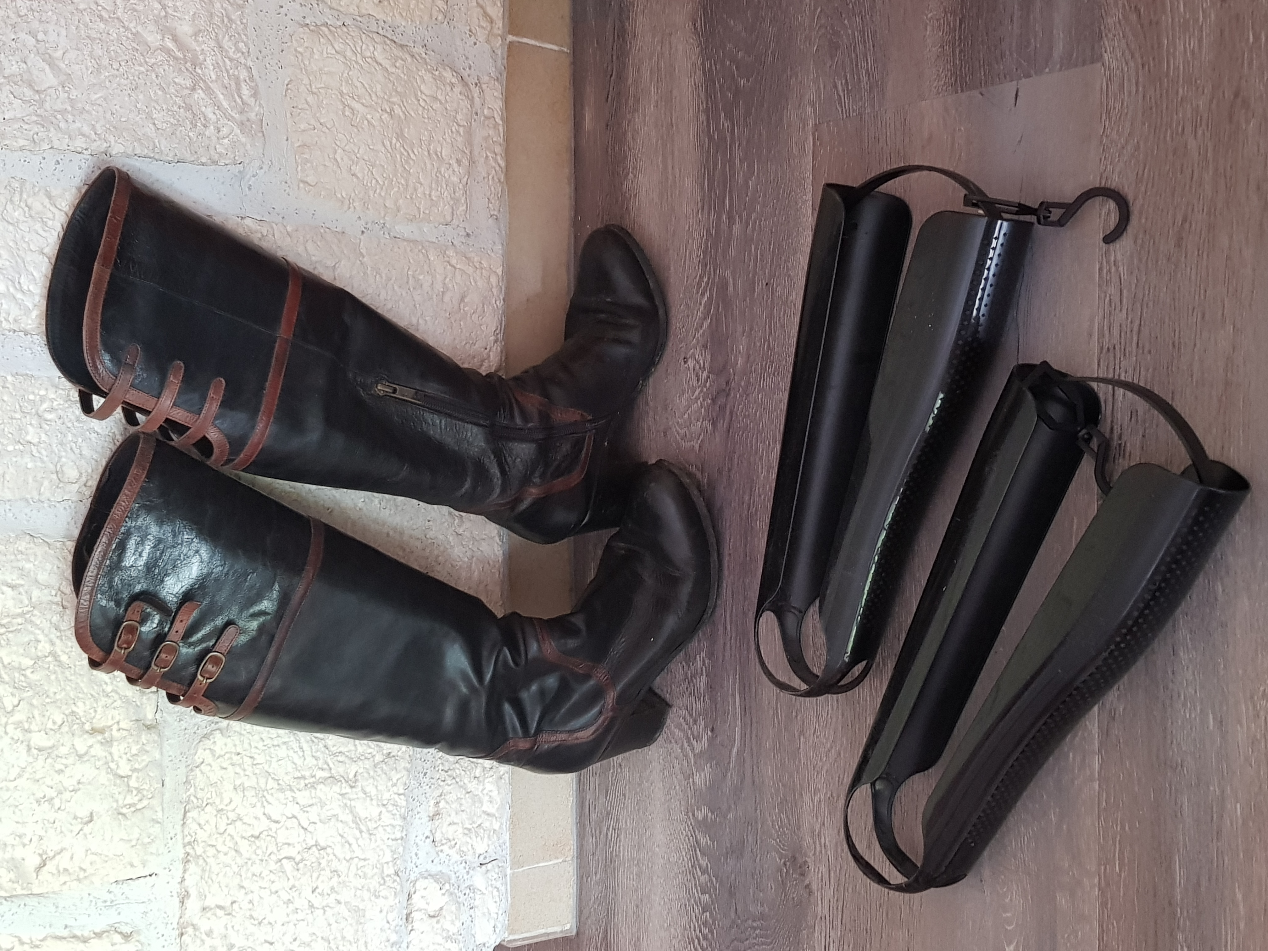 Bottes femme et ses embouchoirs 10 Rennes (35)