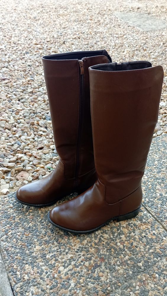 Bottes marron 10 Mareil-sur-Loir (72)