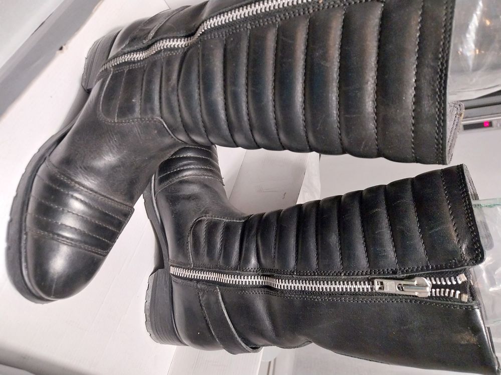 BOTTES MOTO NEUVE 80 Lisses (91)