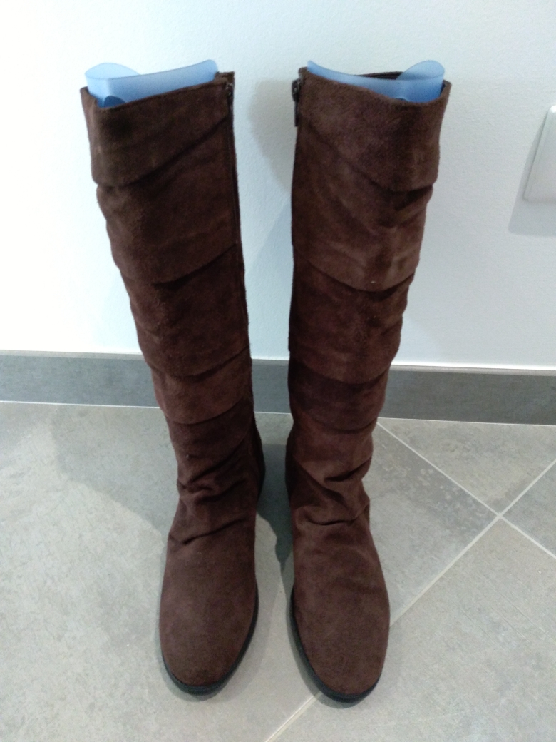 Bottes neuves 40 25 Calais (62)