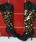 BOTTES NOIR ET DORE, (37) PRIX A D�BATTRE 30 Bonni�res-sur-Seine (78)