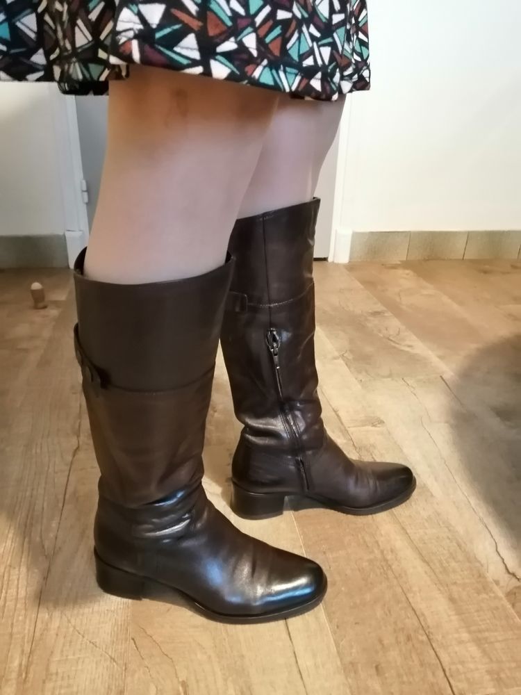 Bottes   Pierre Cardin , excellent �tat, tout cuir P.36,5 30 Charolles (71)