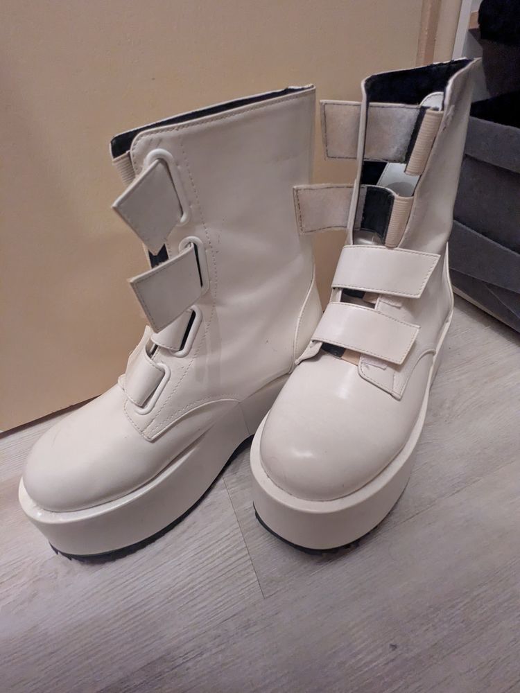 Bottes plateformes blanches 25 Guingamp (22)