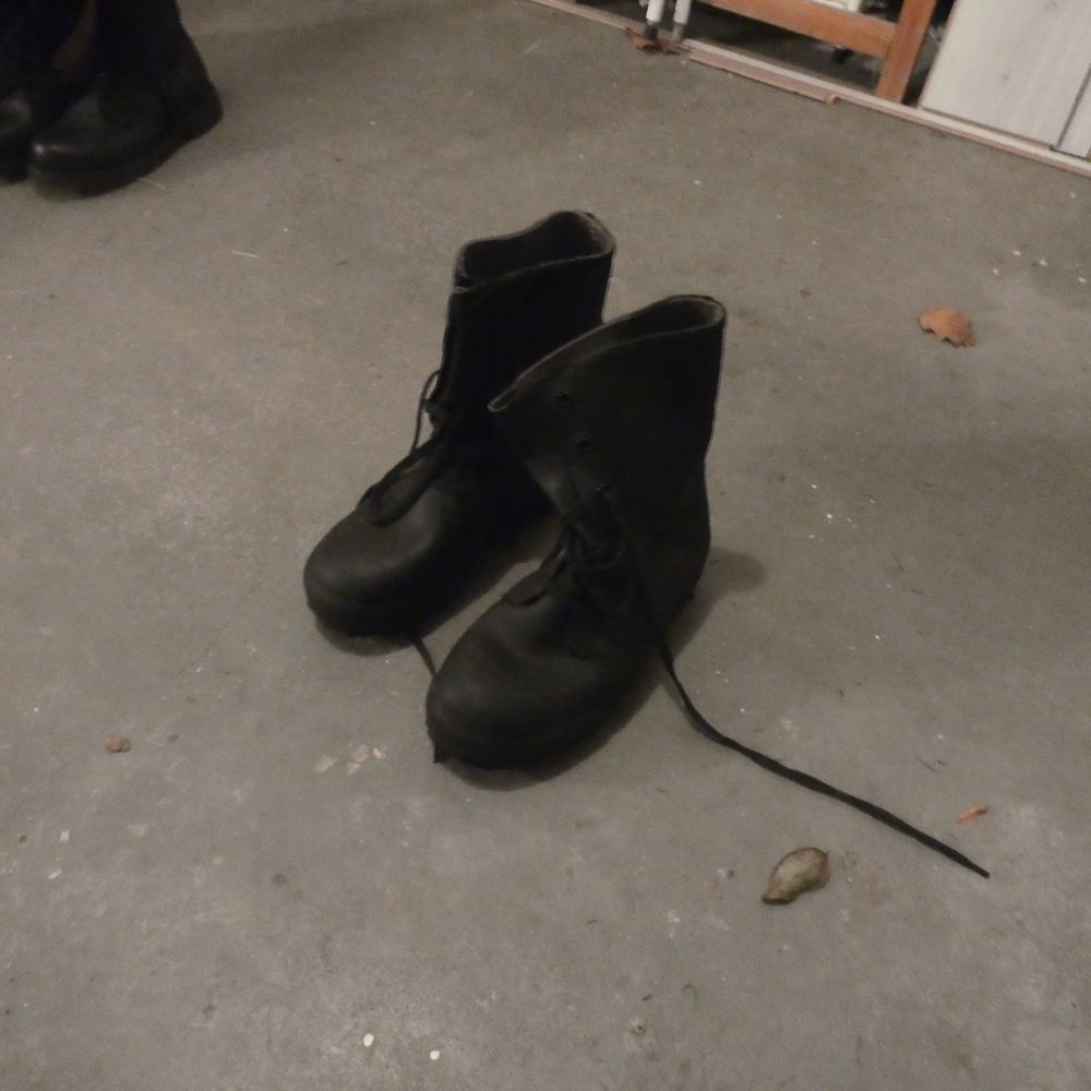 Bottes polaires militaires neuves grand froid
taille 42 40 Labenne (40)