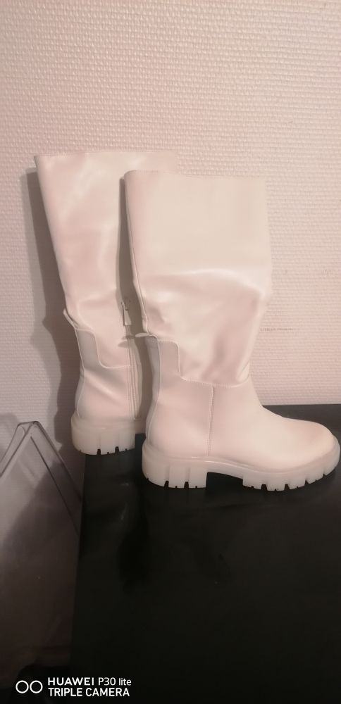 Bottes stradivarius t. 37 50 Clermont-Ferrand (63)