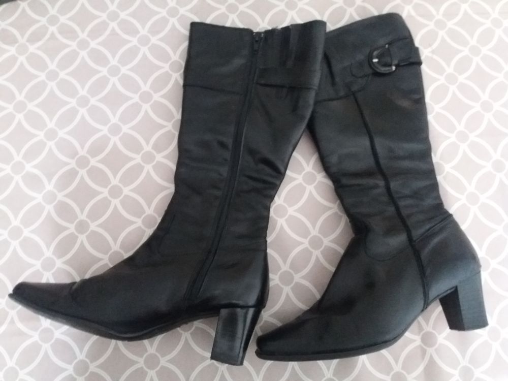 Bottes tout cuir 38 30 Pr�failles (44)