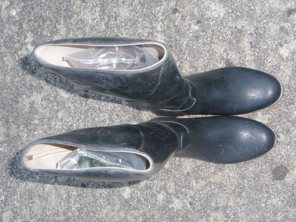 Bottes 260 Saint-Quentin-sur-Nohain (58)