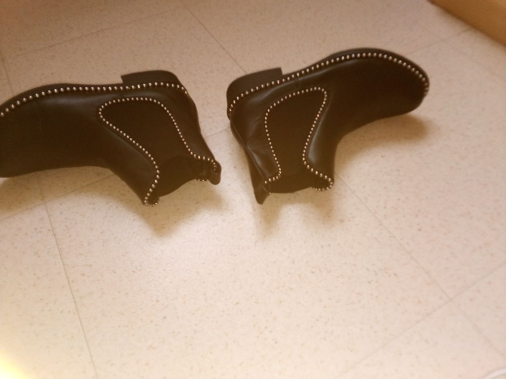 Bottine noir quasiment neuve 8 Deuil-la-Barre (95)