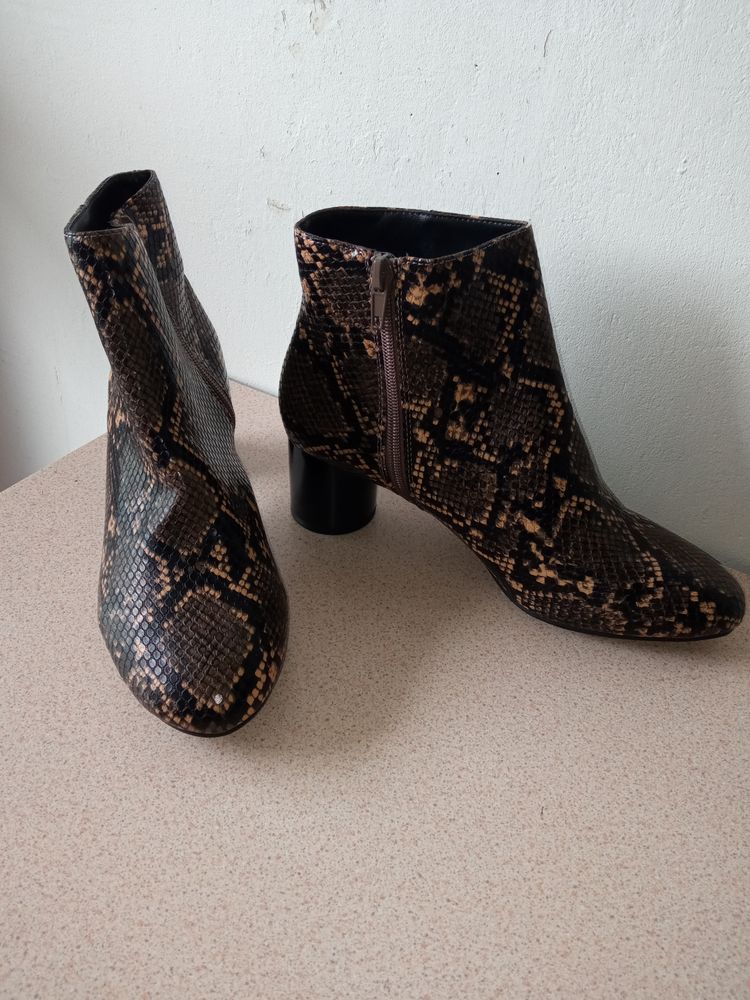 Bottine taille 37 15 Sotteville-l�s-Rouen (76)