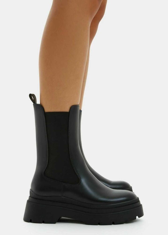 BOTTINES BERSHKA NOIR EN CUIR T38 30 Vand�uvre-l�s-Nancy (54)