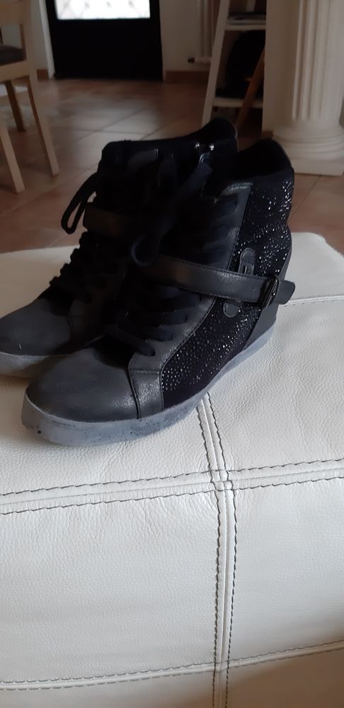 bottines compens�es pointure  38 20 Mougins (06)