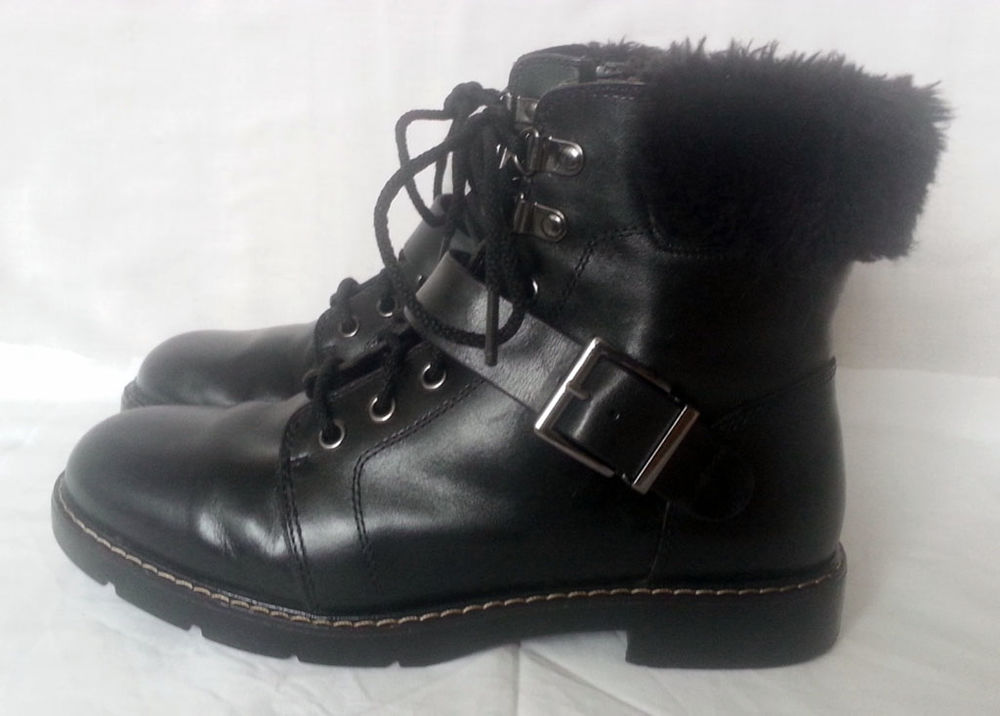 BOTTINES CUIR  Marks & Spencer pour FEMME pointure 38 NEUVES 50 Aubervilliers (93)