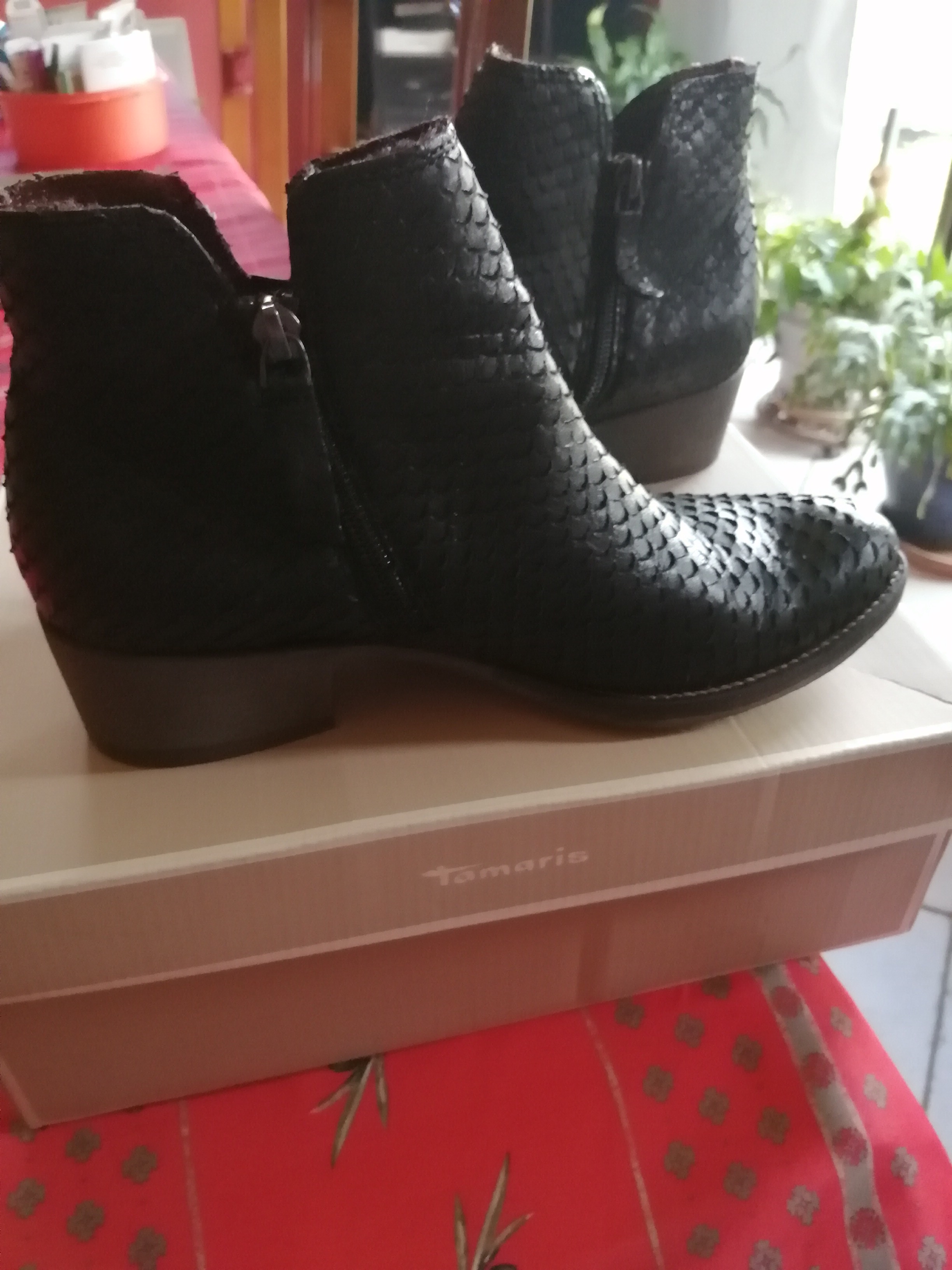 Bottines cuir noir - 15 Le Gua (38)