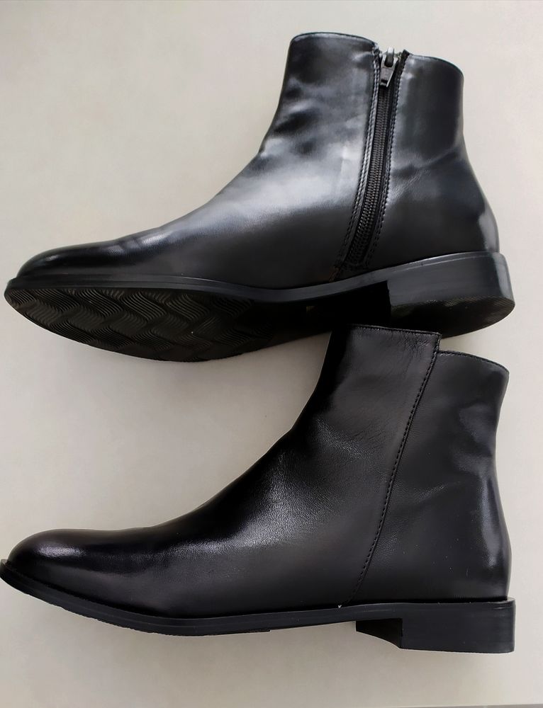 BOTTINES FEMME AGNEAU 
60 Rieux (56)