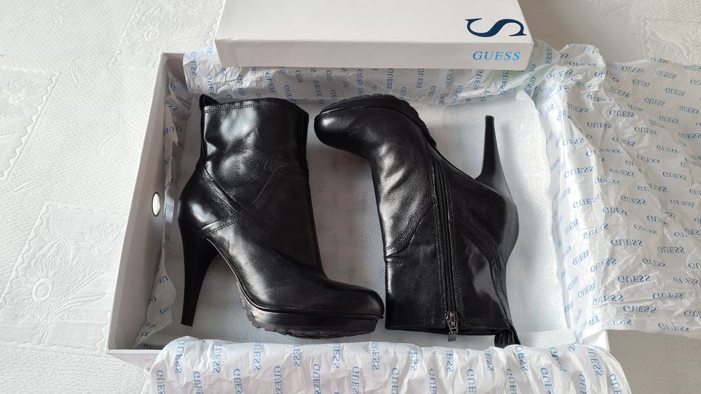 Bottines Guess  pointure 36 50 Maisons-Laffitte (78)