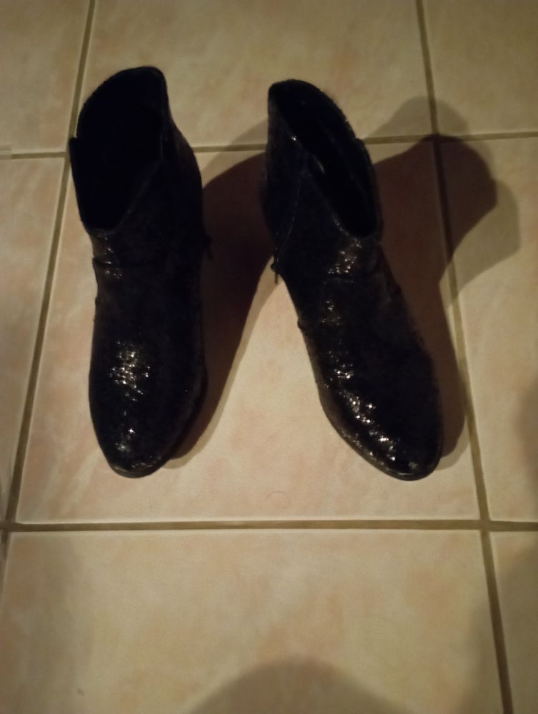 Bottines noires brillantes taille 39 8 Landivisiau (29)