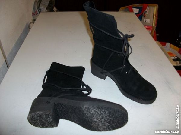 Bottines Noires � lacets entrecrois�s pt 38-neuves 10 Bouxwiller (67)