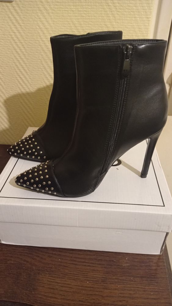 Bottines noires neuve jamais port� pointure 38 40 Bastia (20)