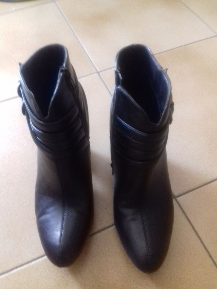 bottines noires pointure 38 10 Arles (13)