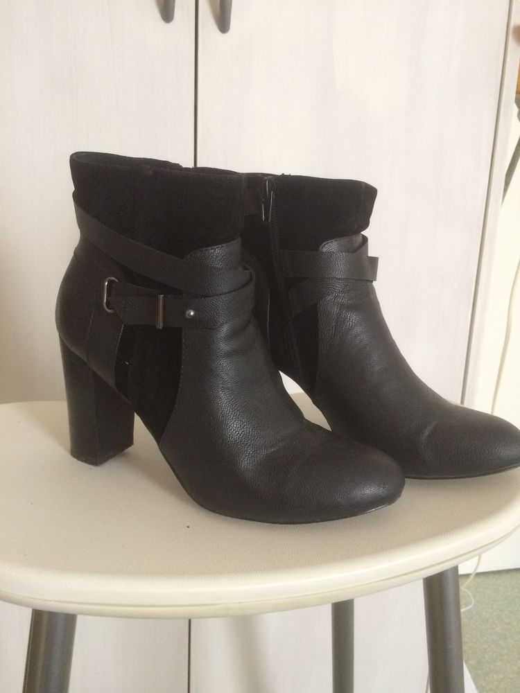 Bottines noires � talons Cama�eu 5 Bourg-en-Bresse (01)