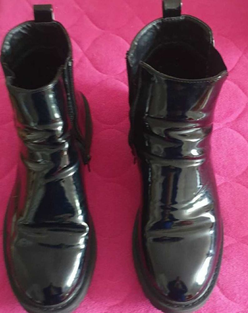 Bottines noires vernies. Taille 40 7 Nancy (54)