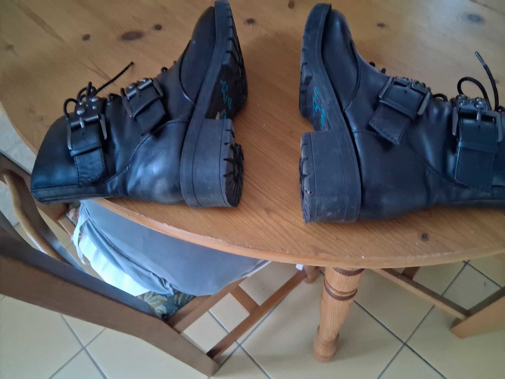 bottines peu portees tres bon etats 4 V�nissieux (69)