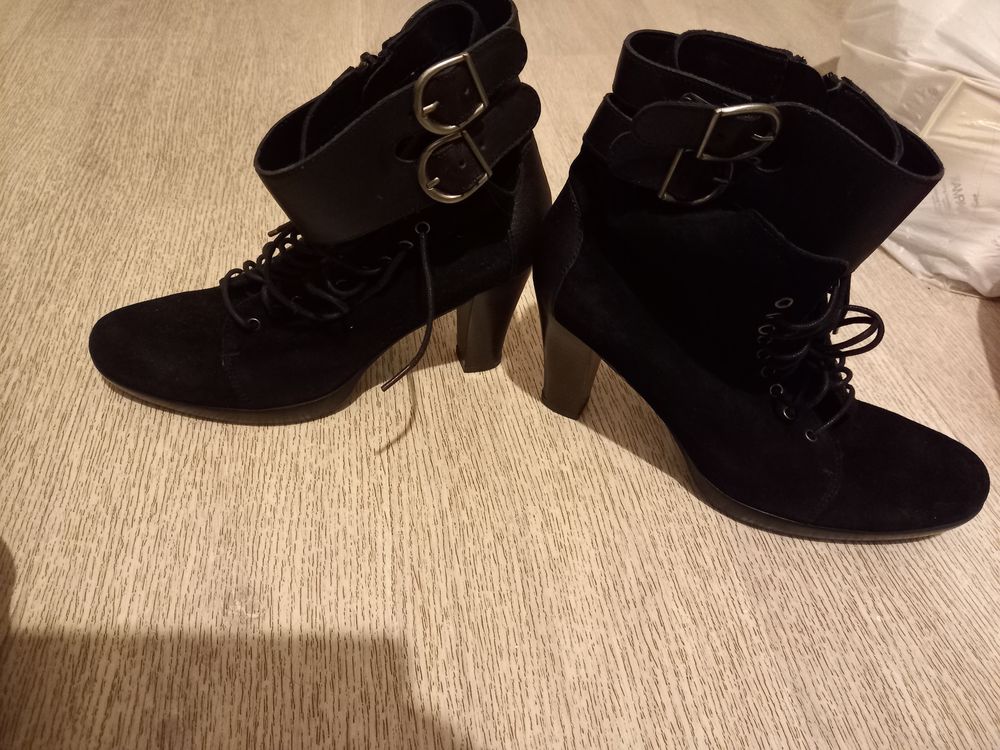 Bottines � talons 40 Paris 15 (75)