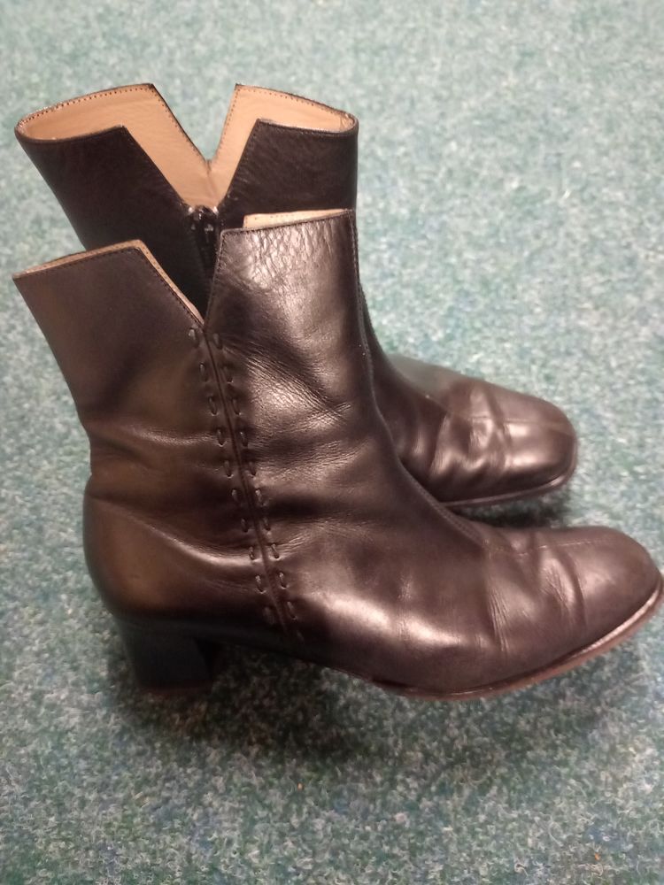 Bottines tout cuir noir pointure 40 12 Soucy (89)