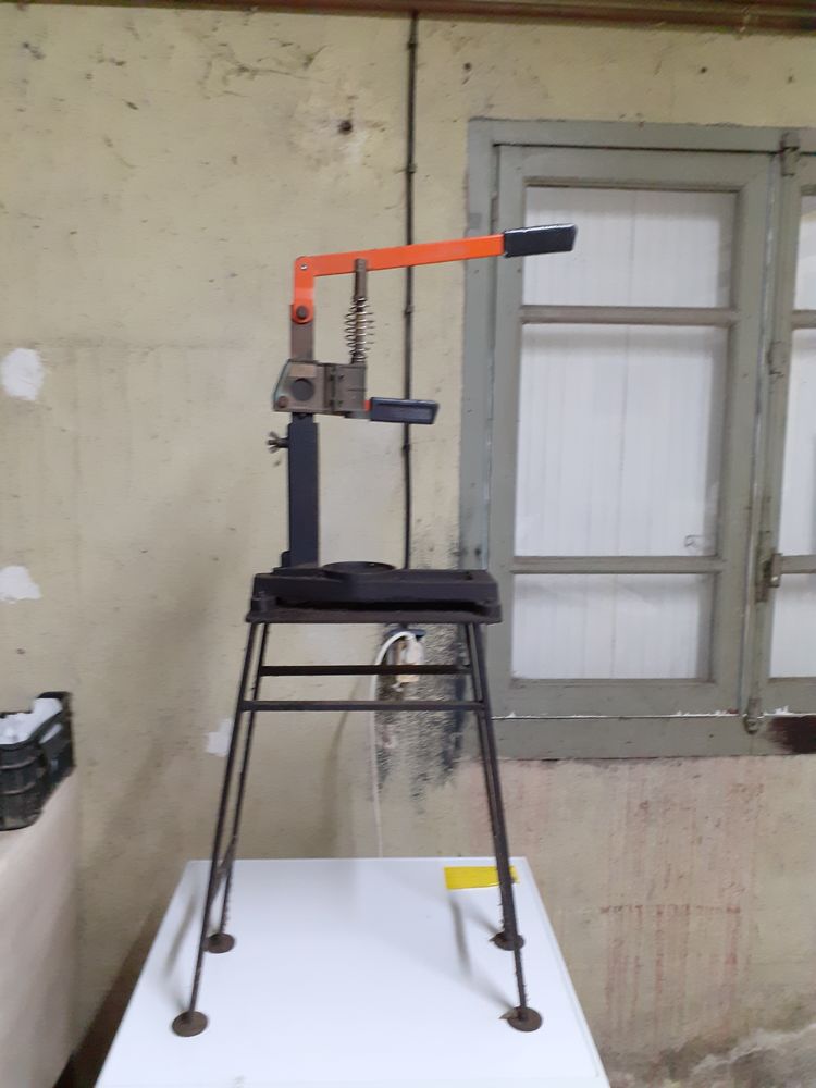 BOUCHEUSE A VIN 40 Montauban (82)