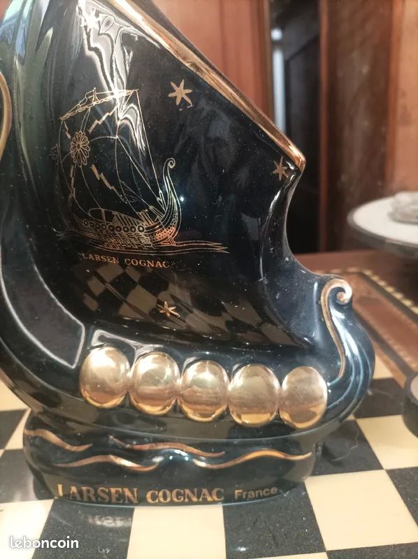 bouchon porcelaine Larsen tel :0627473514
4 Jarnac (16)