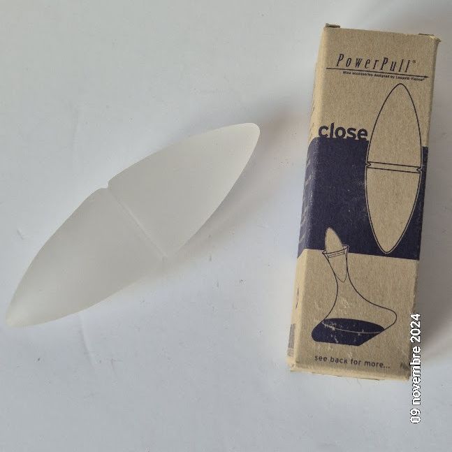 Bouchon en verre souffl� � la bouche pour carafe � vin, � ea 6 Saumur (49)