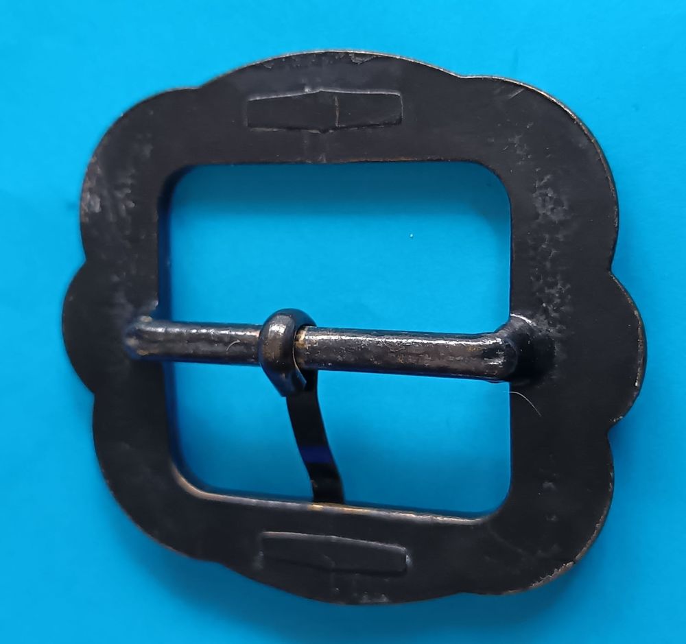 Boucle de Ceinture Massive  Finition Chrome Bross� (60g) 15 Thonon-les-Bains (74)