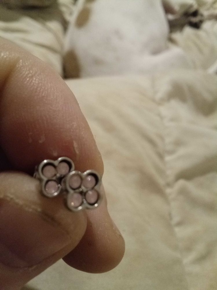 boucle d'oreille fantaisie 4 brillant 1 Blessy (62)