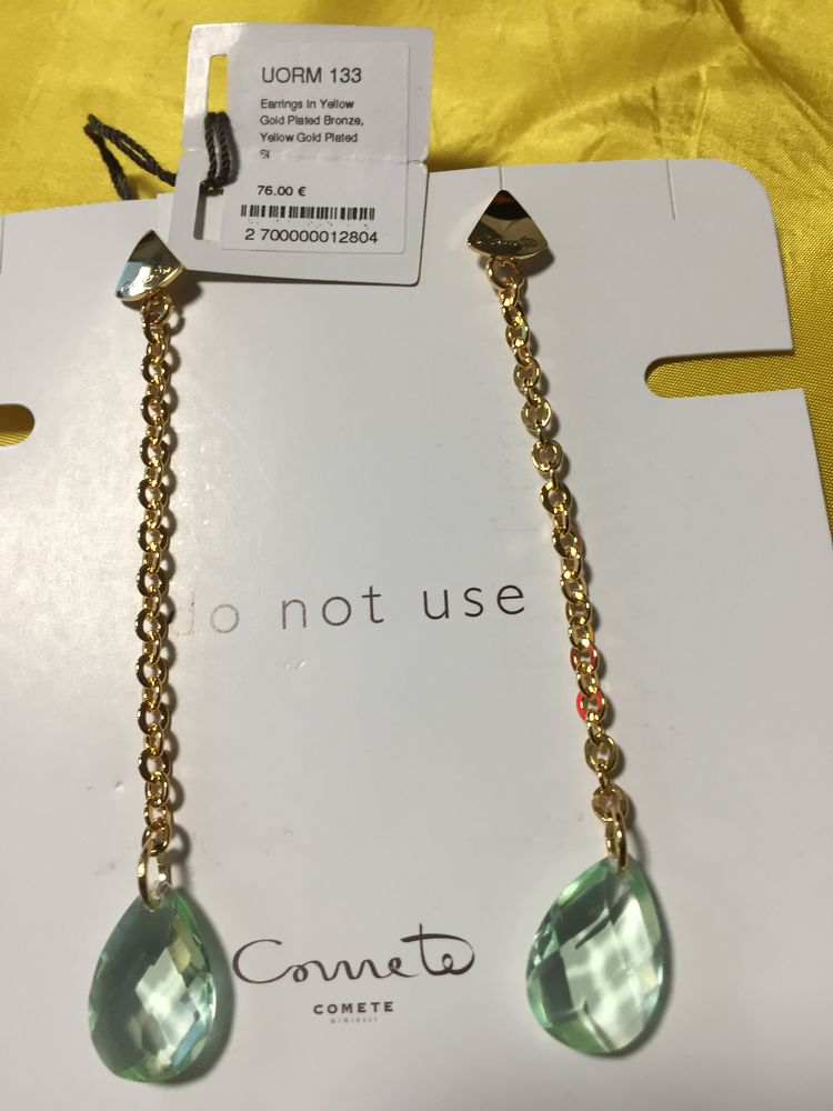 boucle d'oreille marque com�te UORM 133 76 La Ciotat (13)