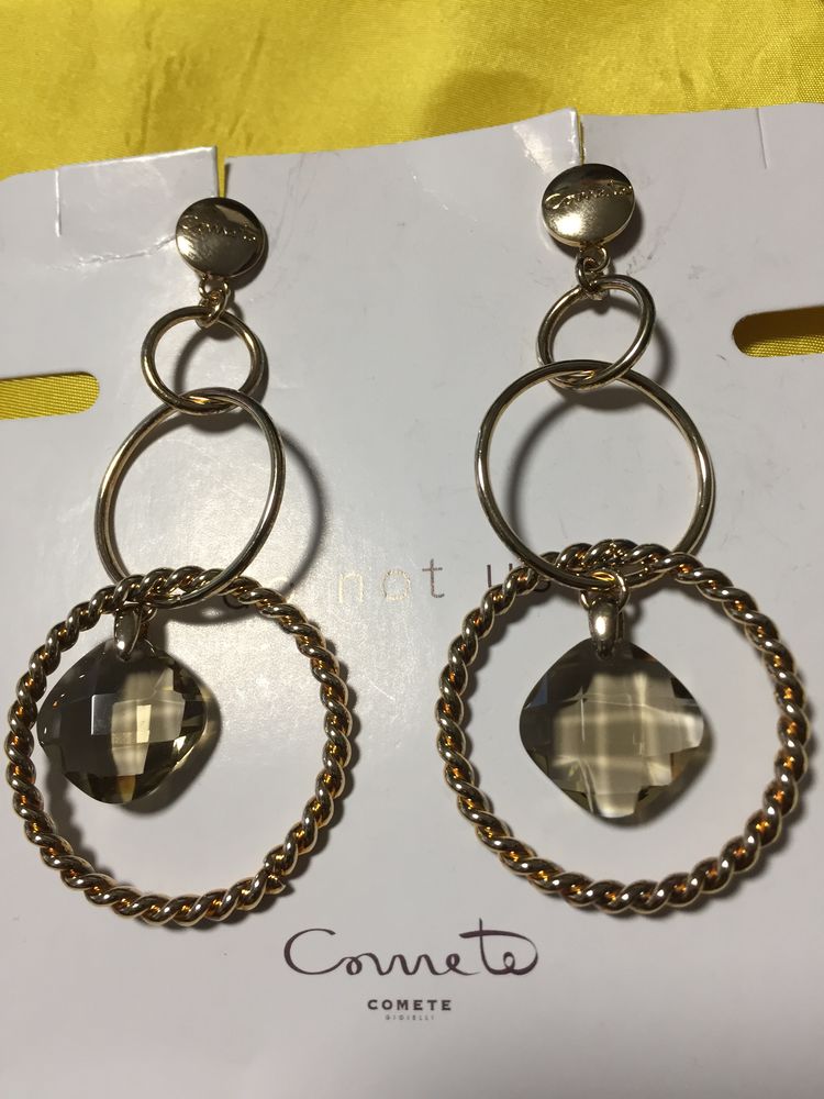 boucle d'oreille marque com�te, UORM 151 97 La Ciotat (13)