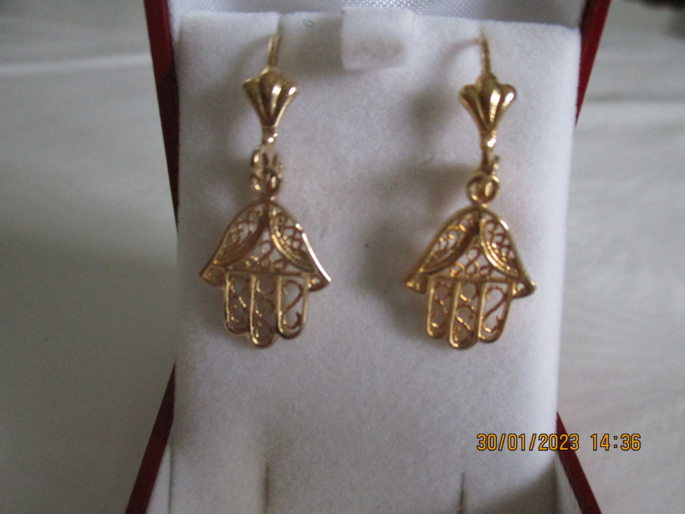 Boucle d'oreille 5 Malz�ville (54)