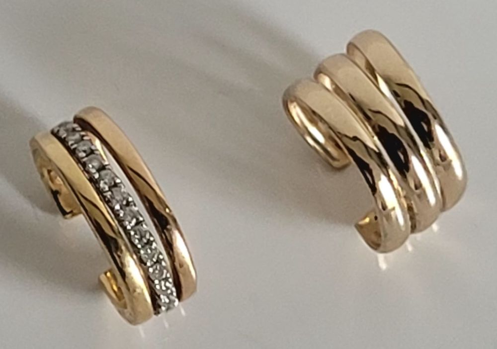 Boucle d'orielles WHITE beard Luxe 60 Paris 17 (75)