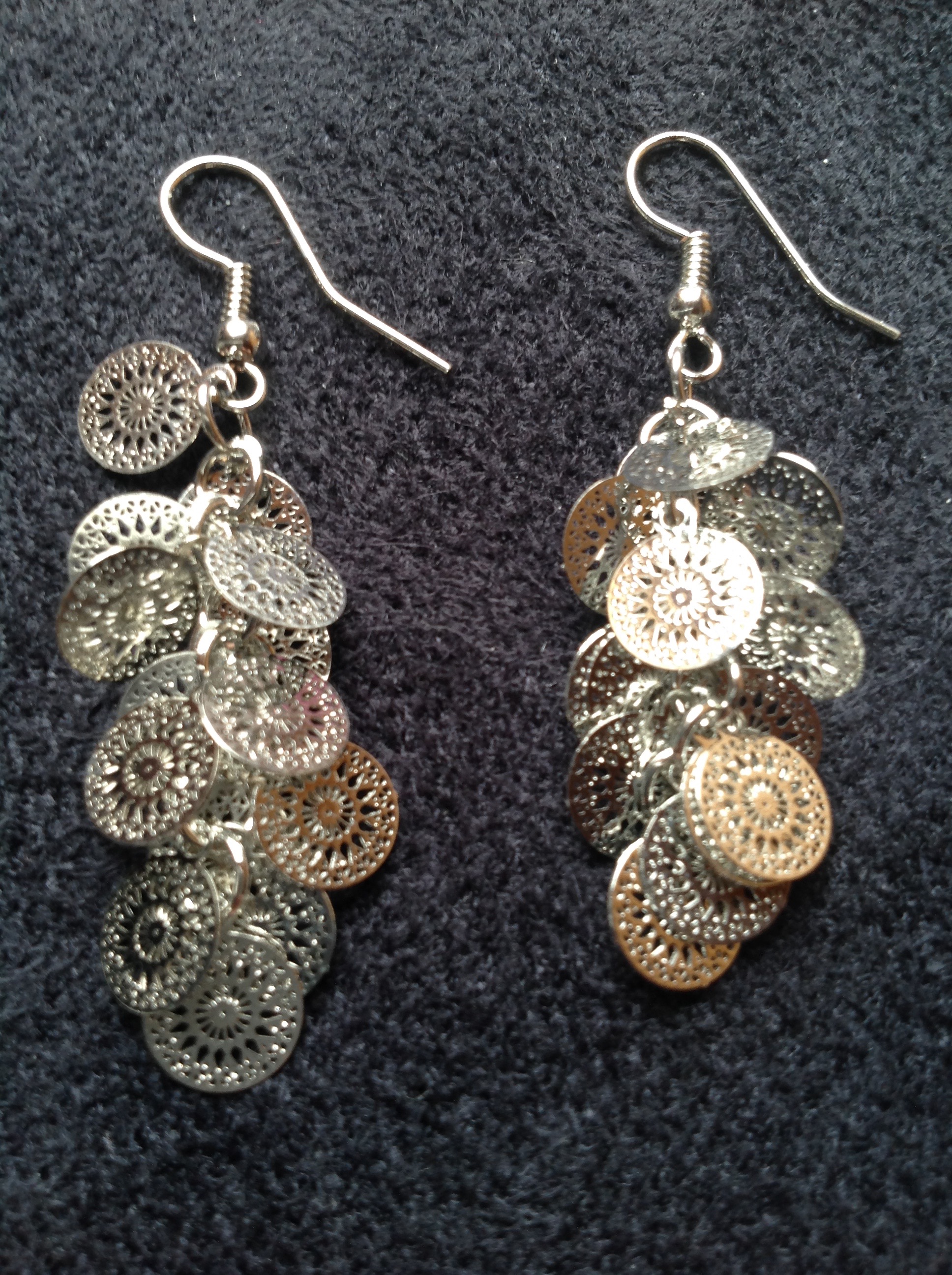 BOUCLES OREILLES ARGENT� MANDALA FLEUR Envoi Possible
2 Tr�gunc (29)