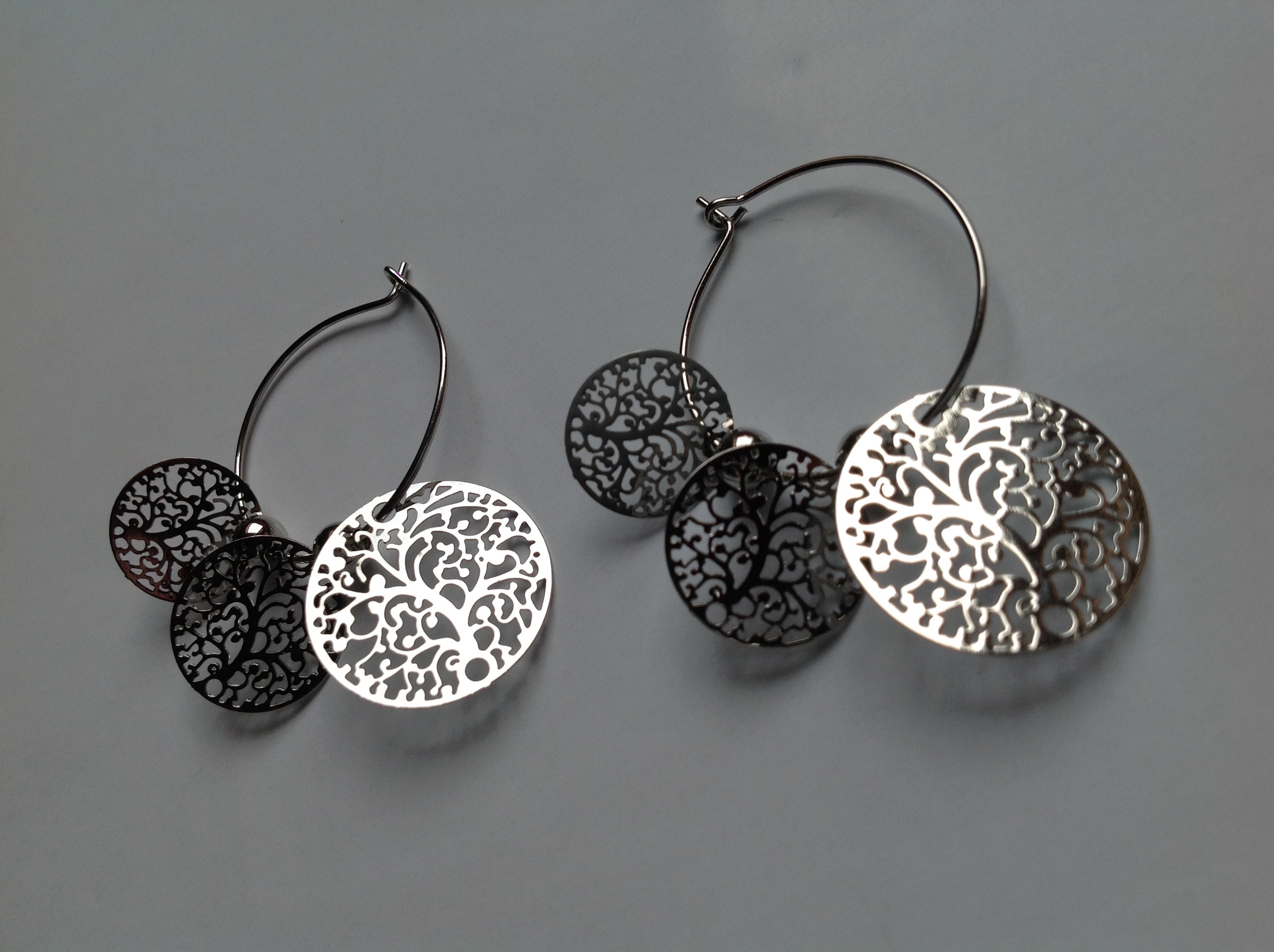 BOUCLES OREILLES ARGENT� ARABESQUE 3 TAiL Envoi Possible
2 Tr�gunc (29)