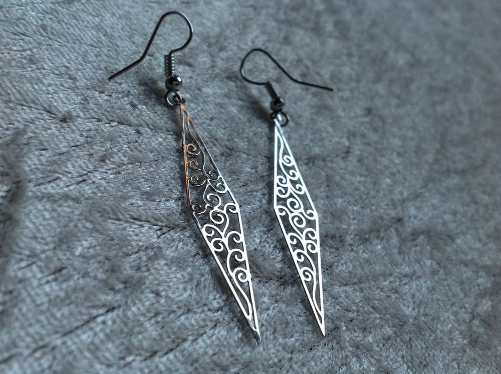 BOUCLES OREILLES ARGENT�ES LOSANGE ARABESQUE Envoi Possible 2 Tr�gunc (29)