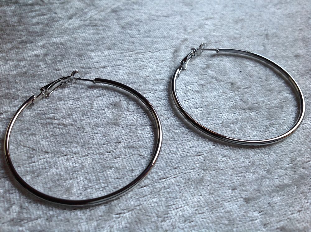 BOUCLES OREILLES ARGENT�ES CR�OLE DIAM�TRE 5,3 cm Envoi Poss 4 Tr�gunc (29)