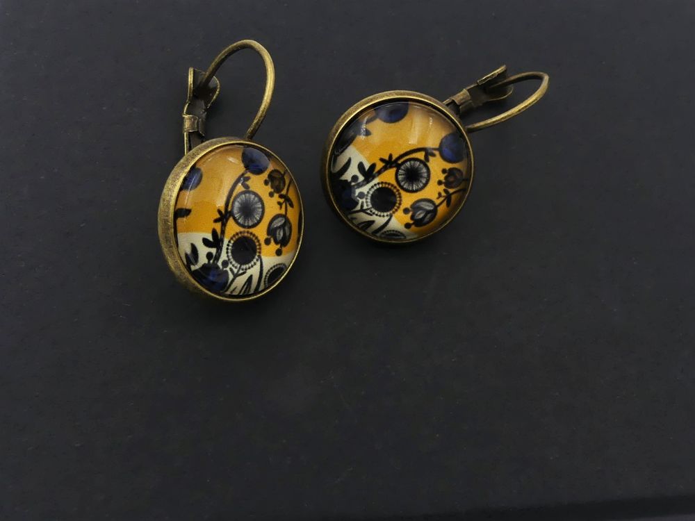 Boucles d'oreilles dormeuses cabochons verre 6 Viroflay (78)