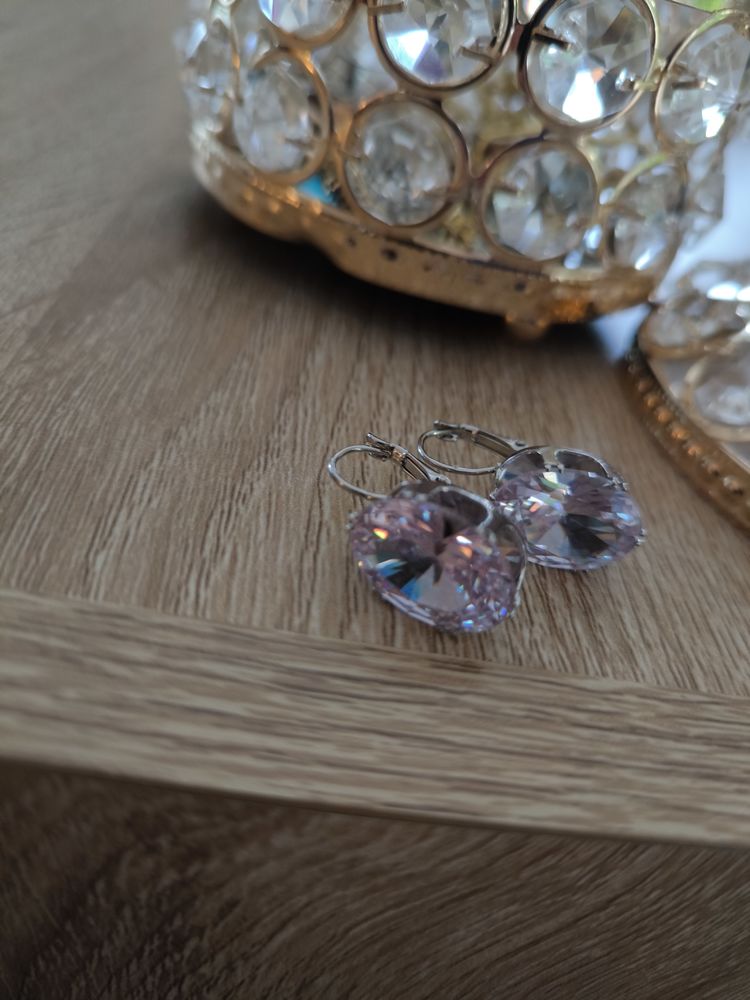 Boucles d'oreilles femme plaqu� or blanc rhodi� et cristaux 40 Sillingy (74)