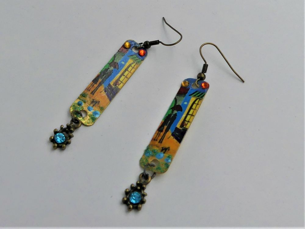 Boucles d'oreilles impressions sur laiton, strass
9 Viroflay (78)