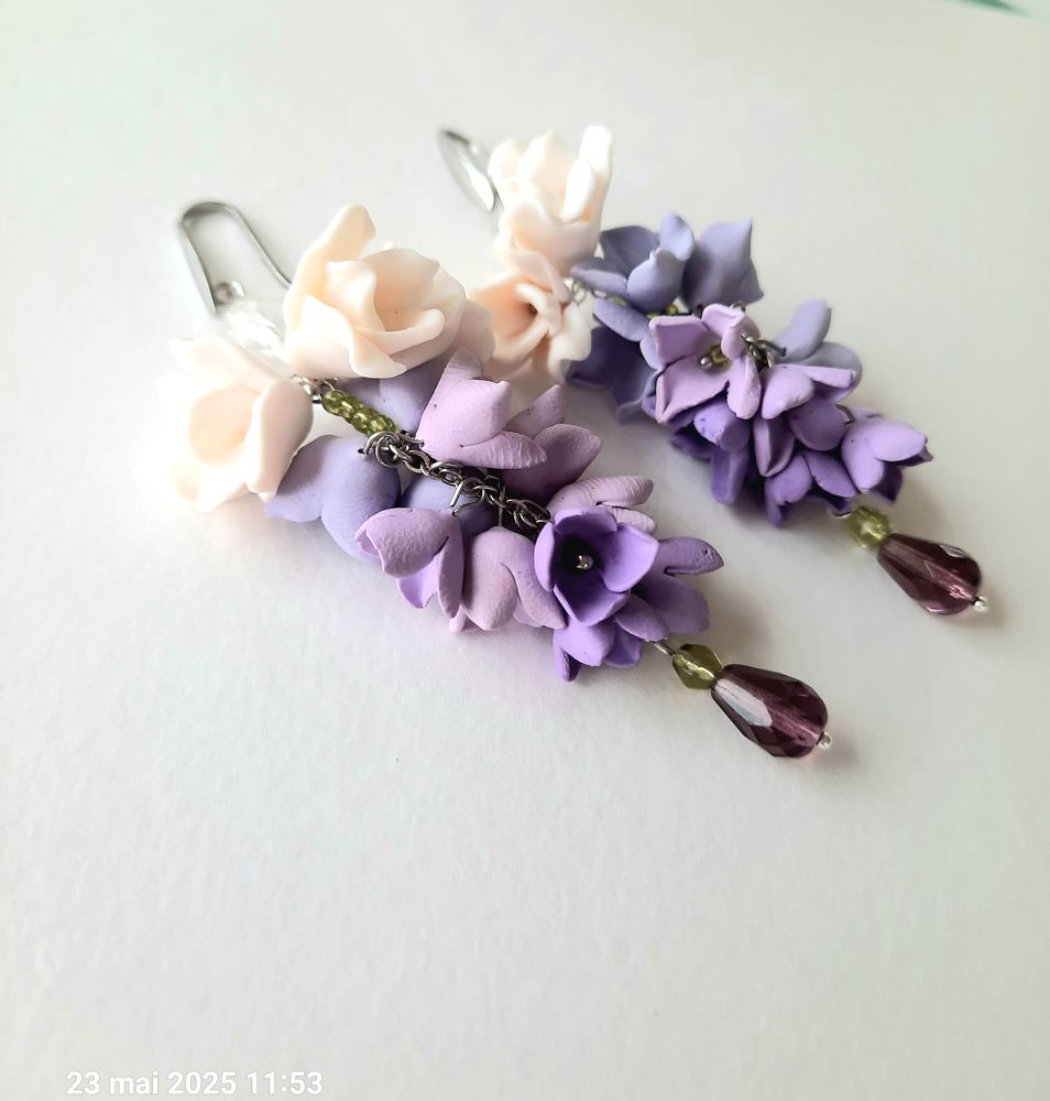 Boucles d oreilles Lilas 15 La R�union (97)