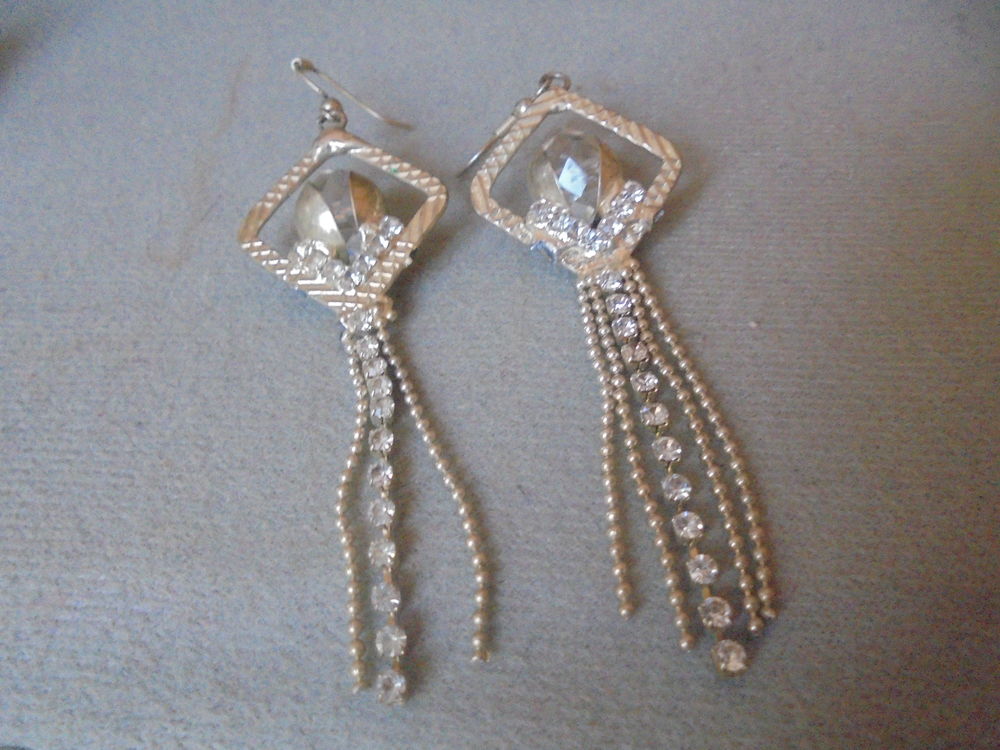 boucles d'oreilles, m�tal blanc 3 Romorantin-Lanthenay (41)