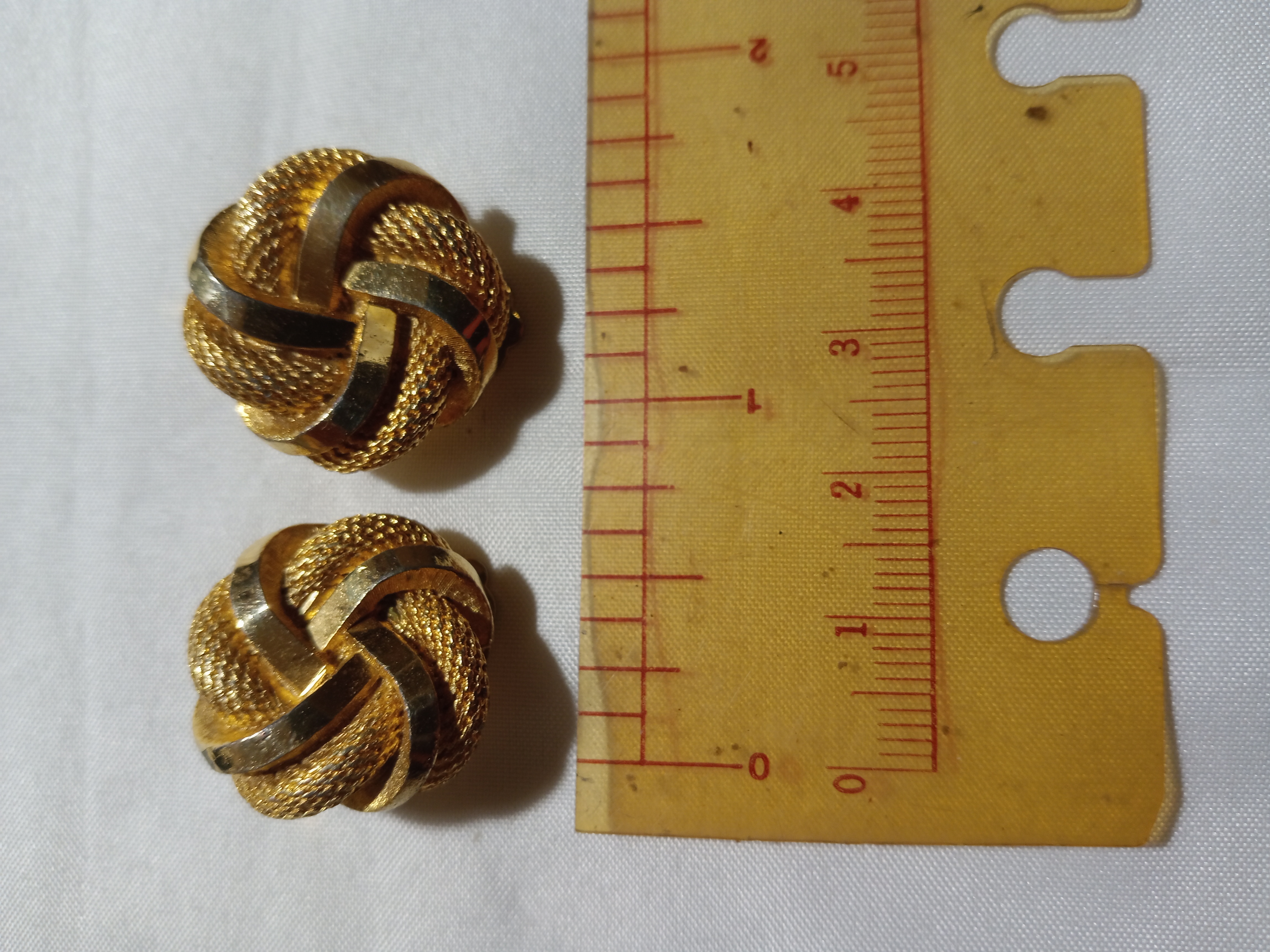 Boucles d oreilles plaqu� or 1960 40 Alban (81)