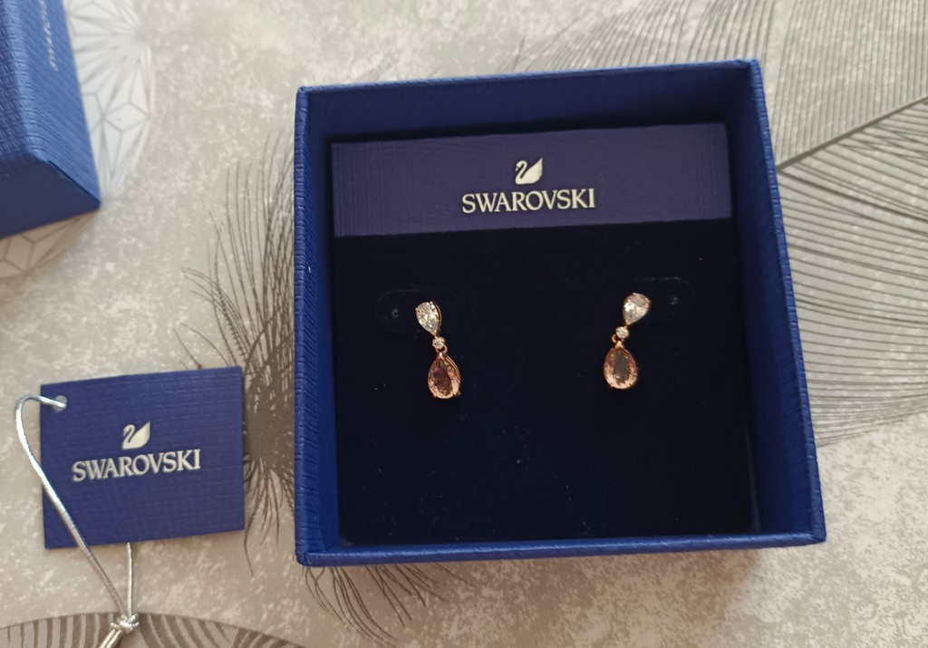 Boucles d'oreilles Swarovski rose � deux cristaux 50 Dombasle-sur-Meurthe (54)